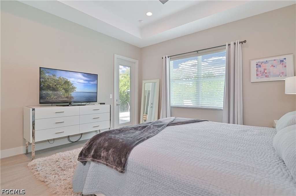 693 105th Avenue N - Photo 30