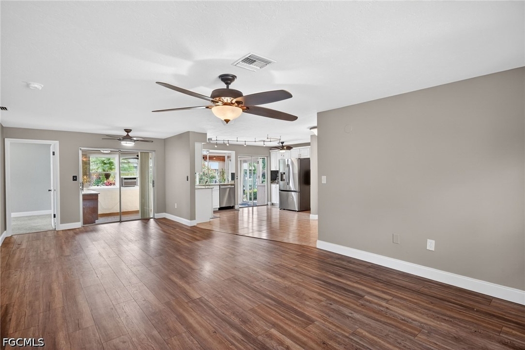 4419 N Pacific Circle - Photo 3