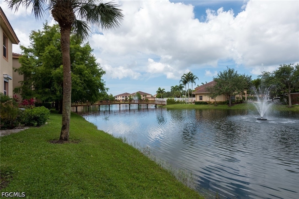 15430 Bellamar Circle - Photo 16