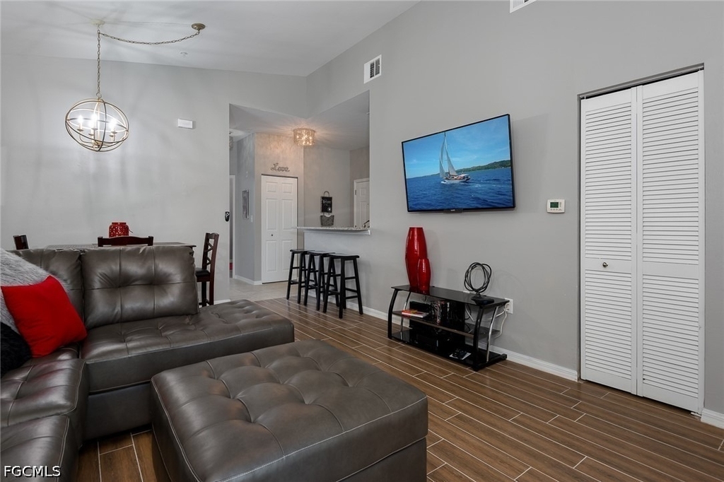 15430 Bellamar Circle - Photo 7