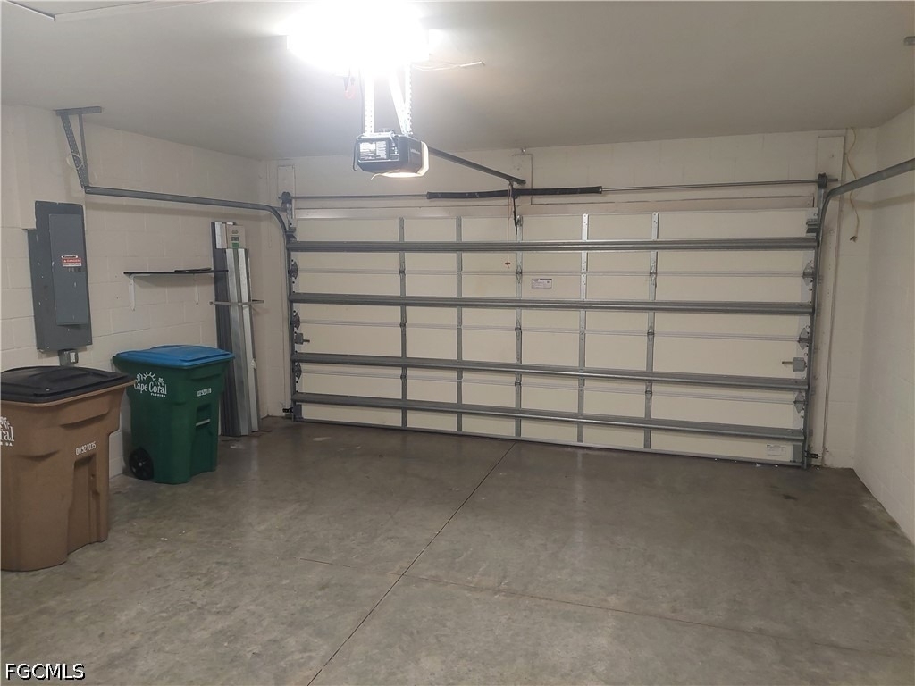 326 Sw 24th Place - Photo 18