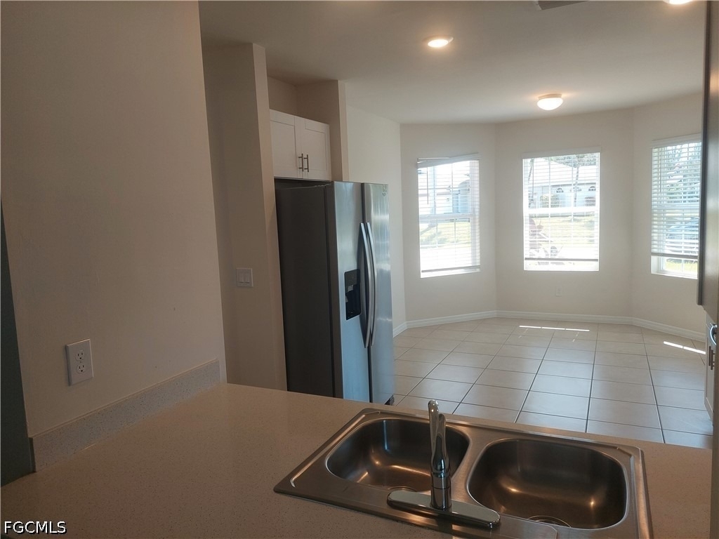 326 Sw 24th Place - Photo 5