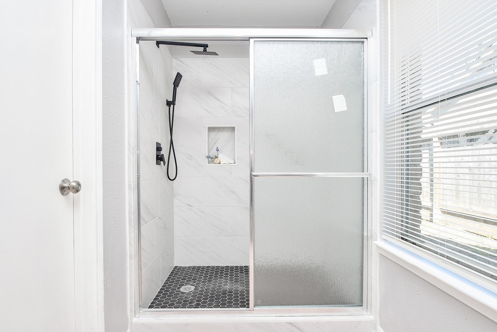 11414 Chariot Drive - Photo 27