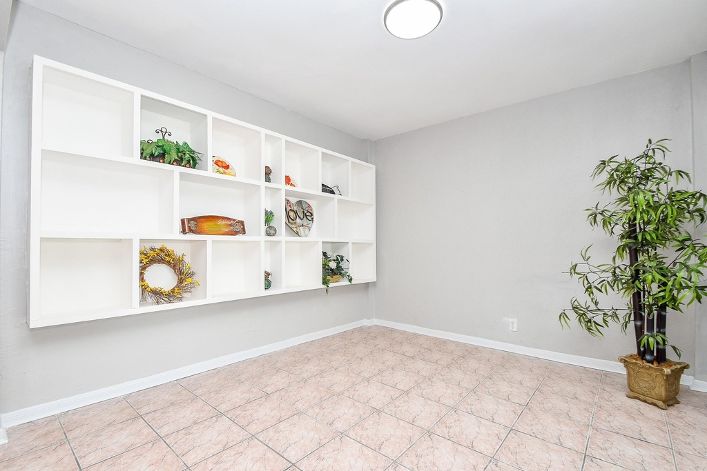 11414 Chariot Drive - Photo 19