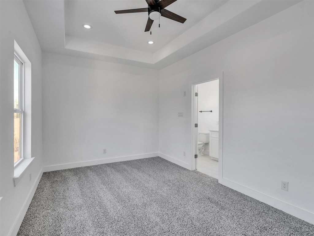 5130 Clover Street - Photo 10