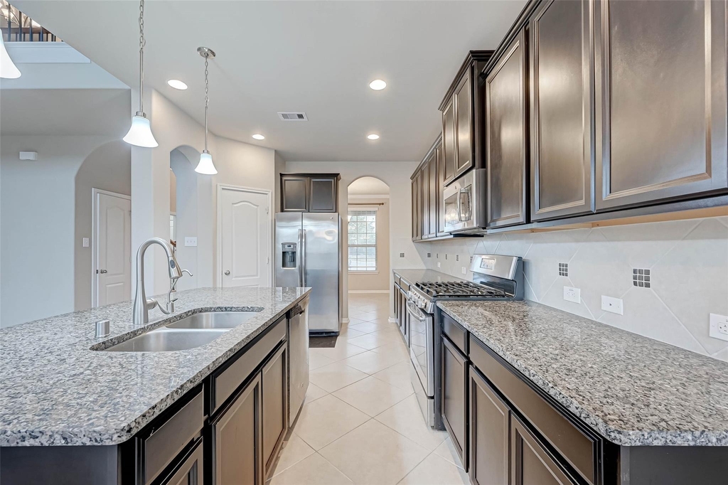 2111 Post Oak Court - Photo 13