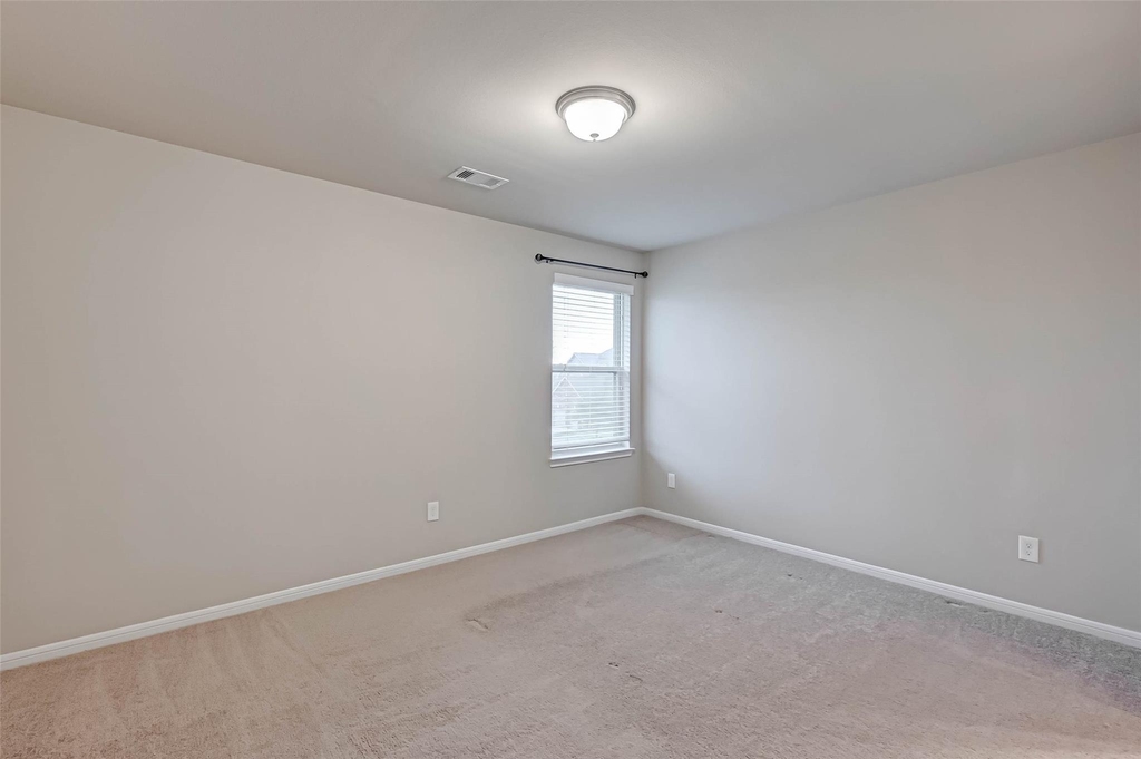 2111 Post Oak Court - Photo 31