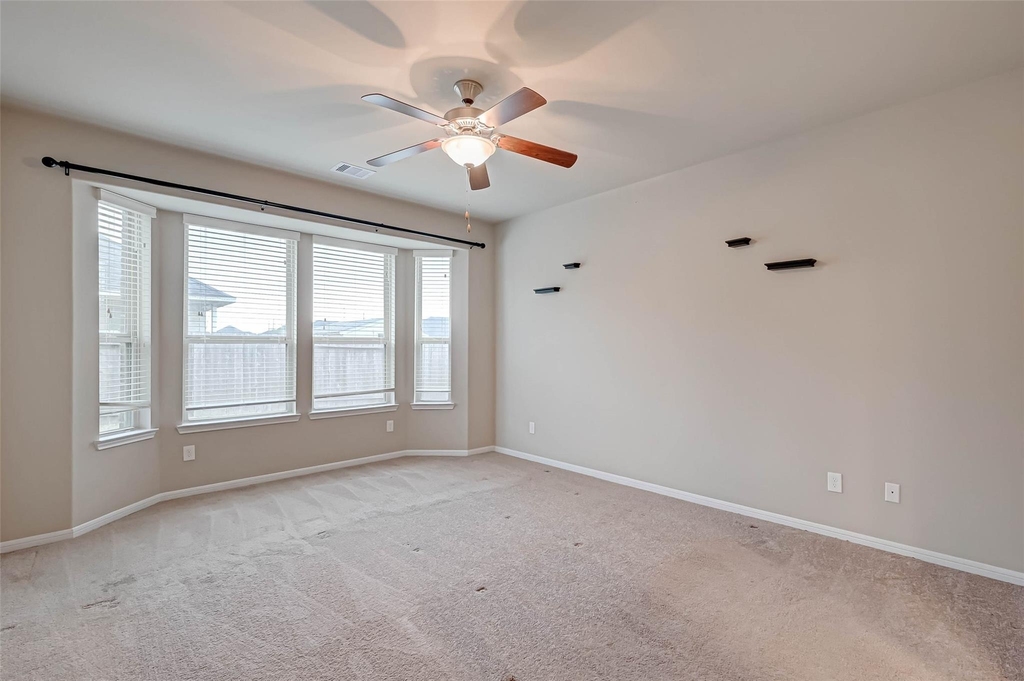 2111 Post Oak Court - Photo 18