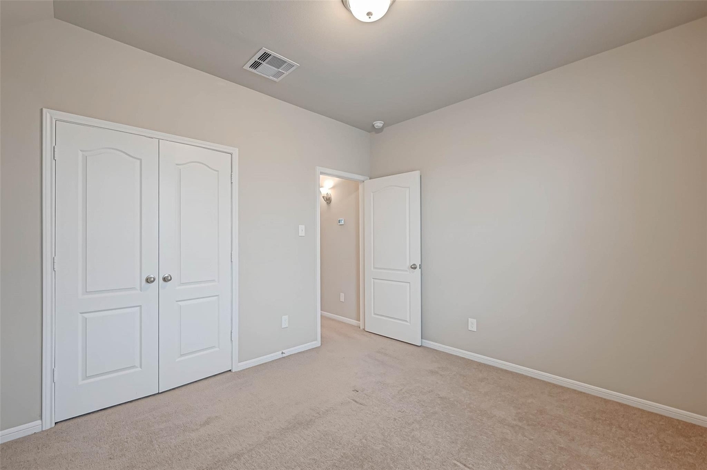 2111 Post Oak Court - Photo 34