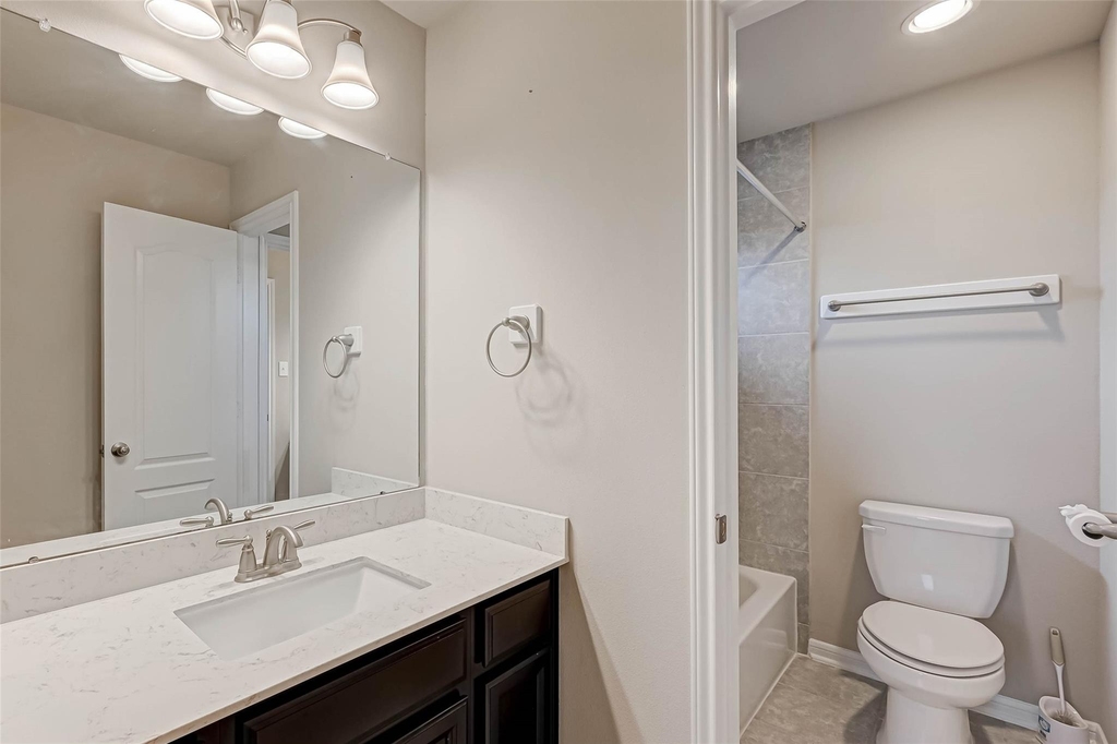 2111 Post Oak Court - Photo 32