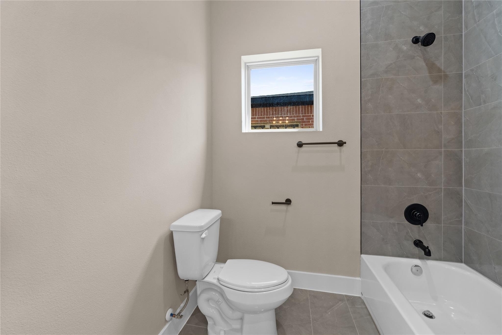 2618 Liguria Ln - Photo 14