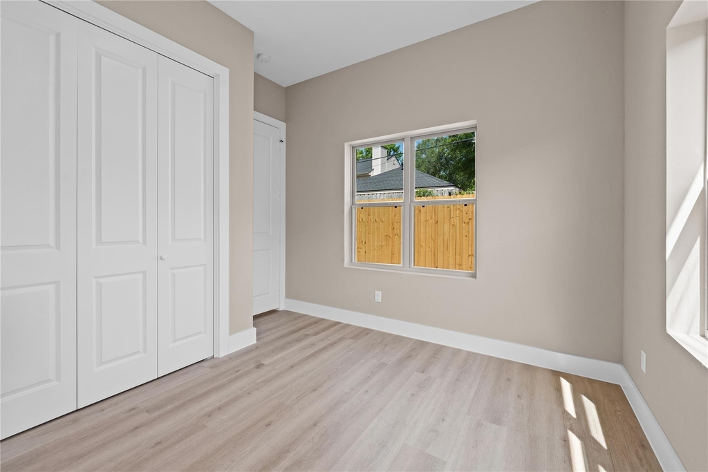 2618 Liguria Ln - Photo 11