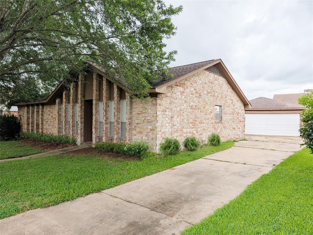 11662 Sagewind Drive - Photo 1
