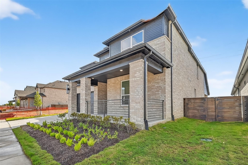 3222 Kindred Way - Photo 2