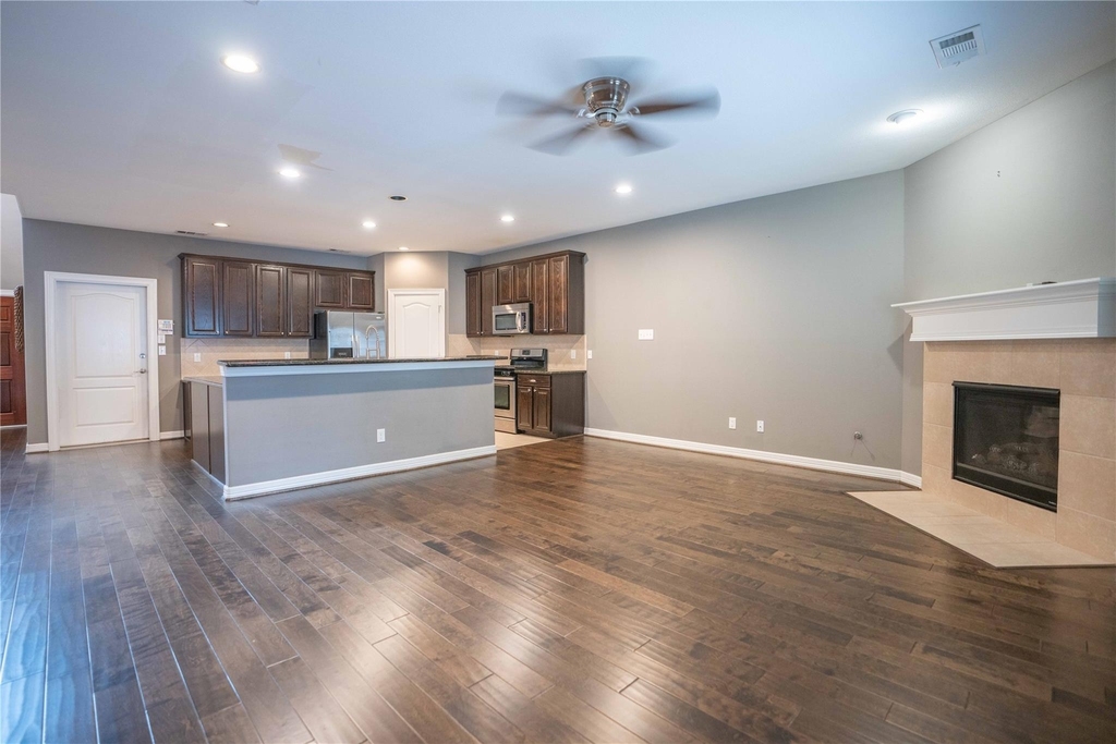 2426 Chuckberry Street - Photo 16