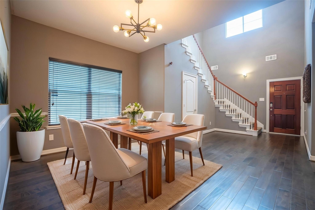 2426 Chuckberry Street - Photo 6