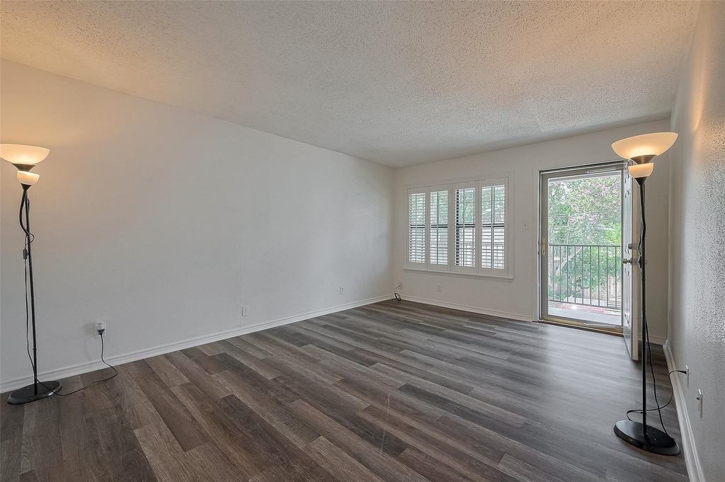 606 Marshall Street - Photo 1