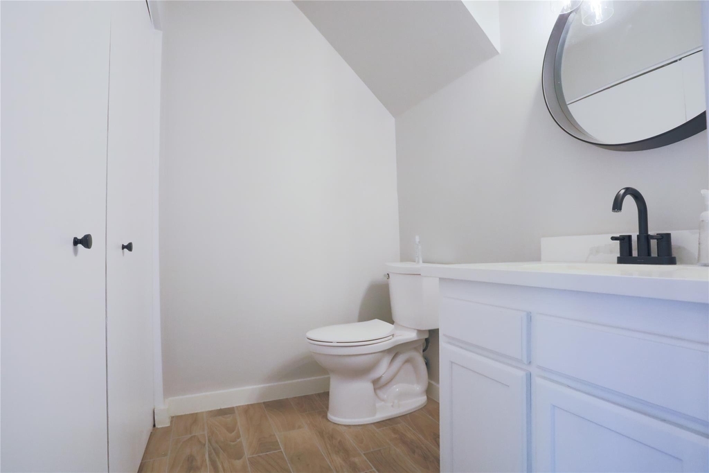 2707 S S Millbend Drive - Photo 15