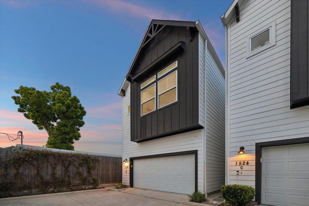 1524 Ojeman Road - Photo 2