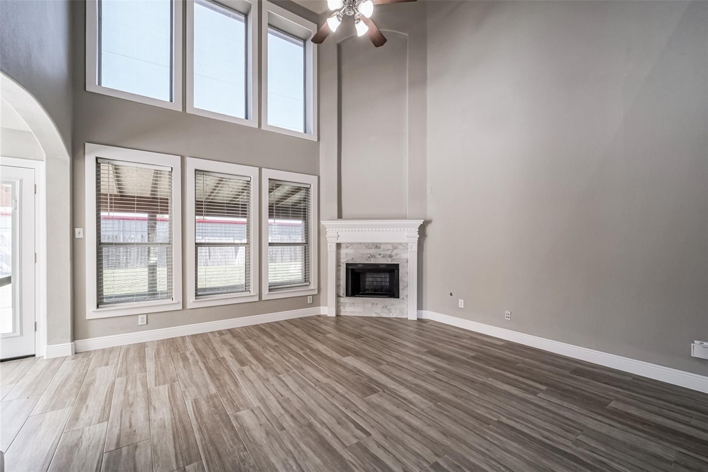 4822 Mosaic Canyon Court - Photo 2