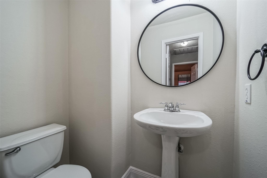 4822 Mosaic Canyon Court - Photo 15