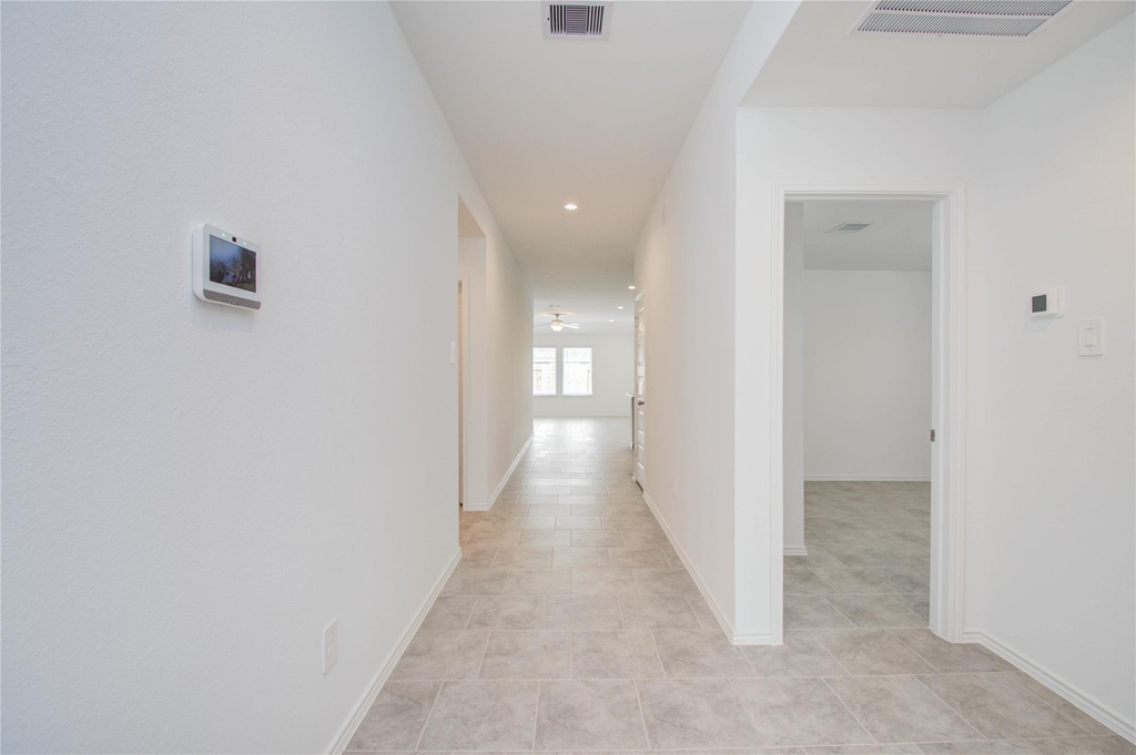 1022 Cattle Chute Ct - Photo 1