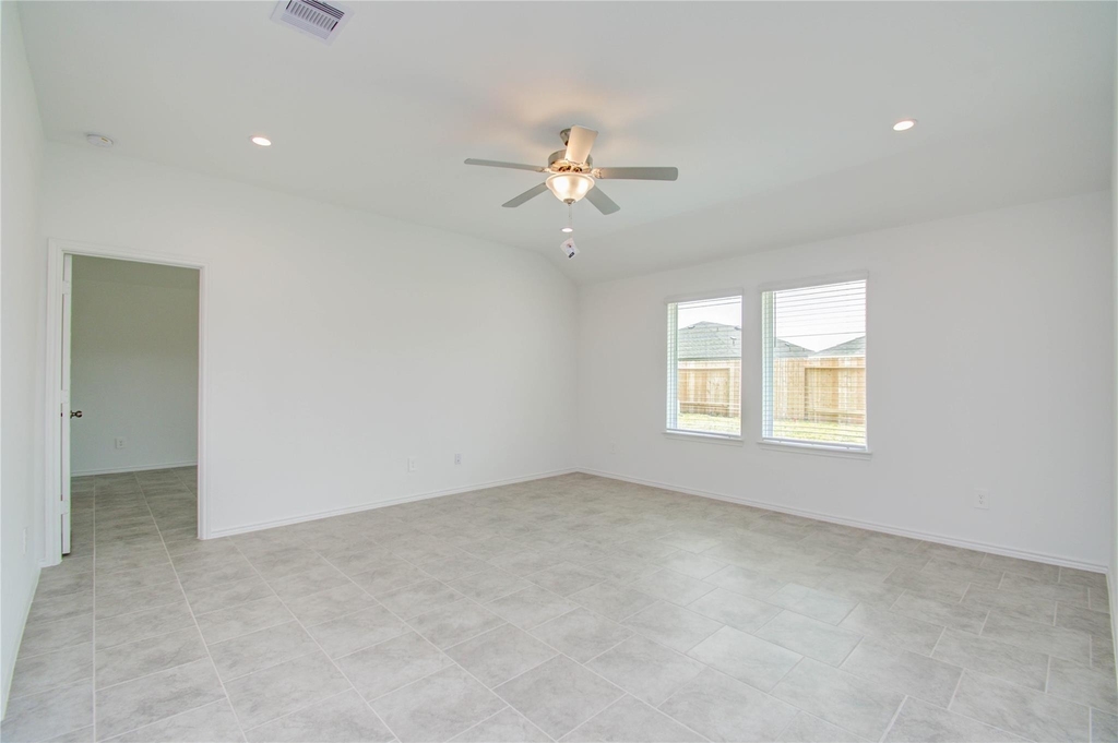1022 Cattle Chute Ct - Photo 18