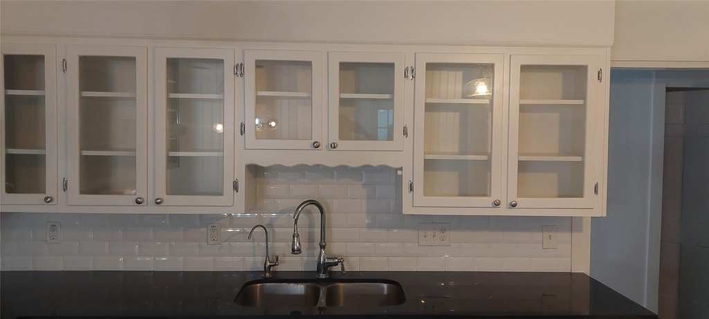 4629 Cedar Oaks Lane - Photo 3