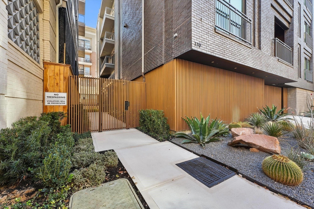 160 Birdsall Street - Photo 11
