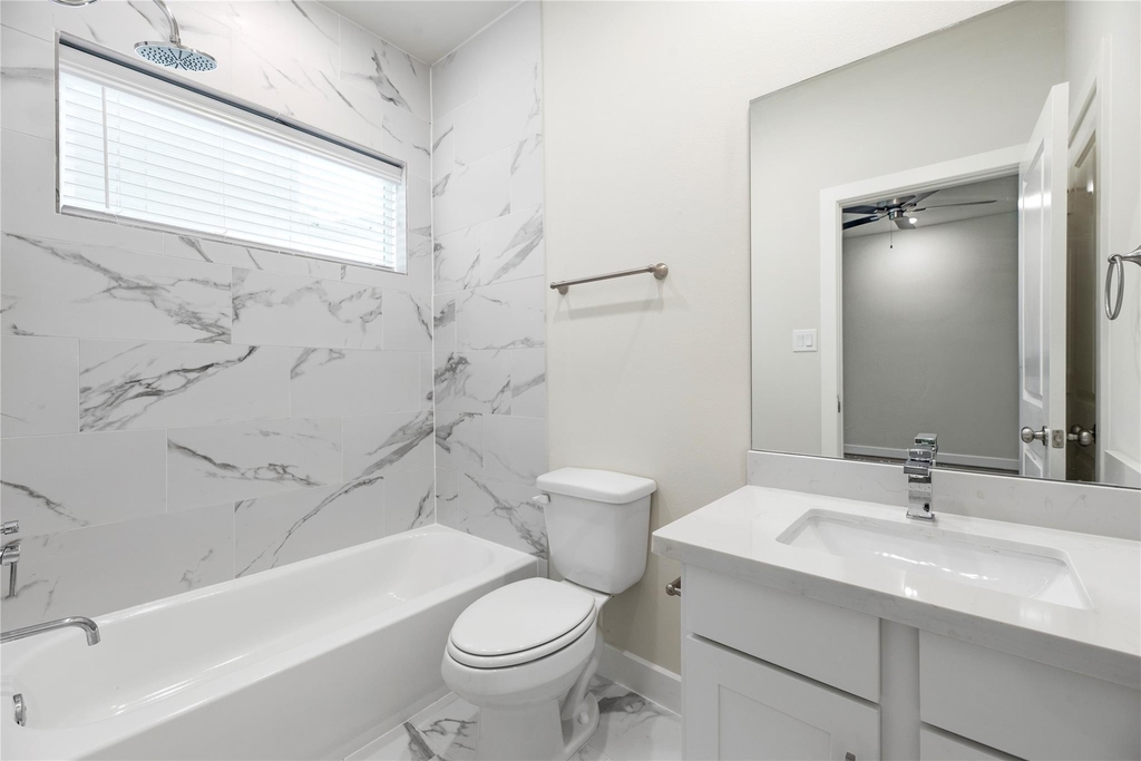 3075 Hicks Street - Photo 5