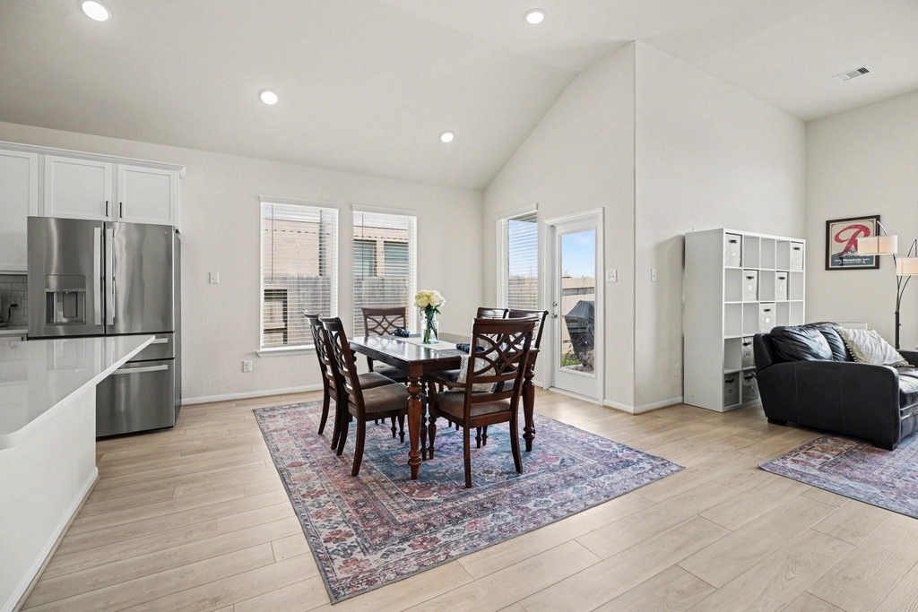 2214 Lierna Drive - Photo 9