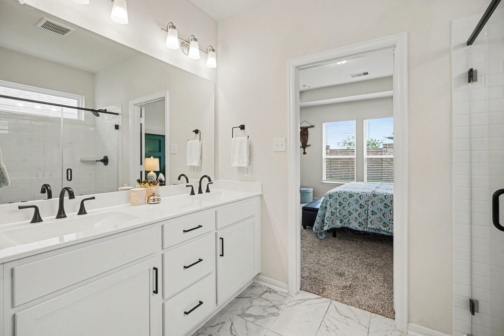 2214 Lierna Drive - Photo 15