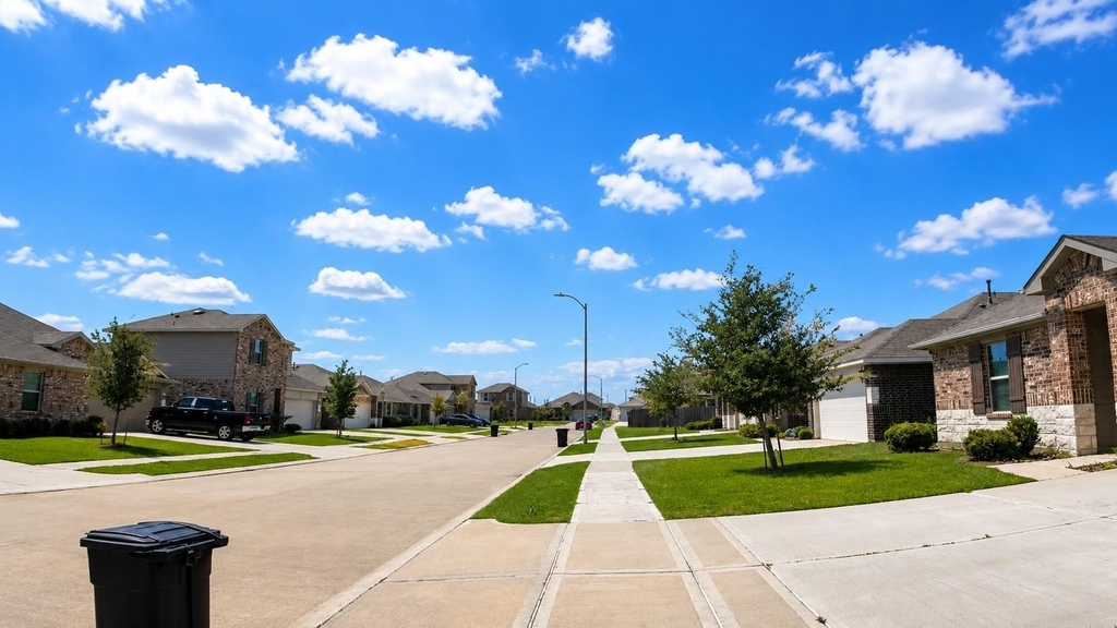 21422 Chester Cliff Lane - Photo 2