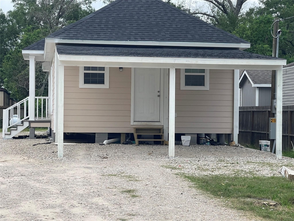 21878 Russell Drive - Photo 3