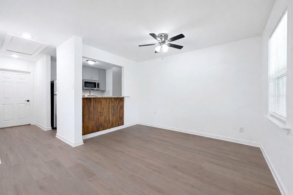 5718 Eskridge Street - Photo 3