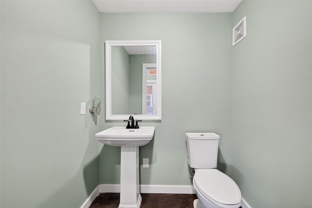 12322 Sabine Point Drive - Photo 40