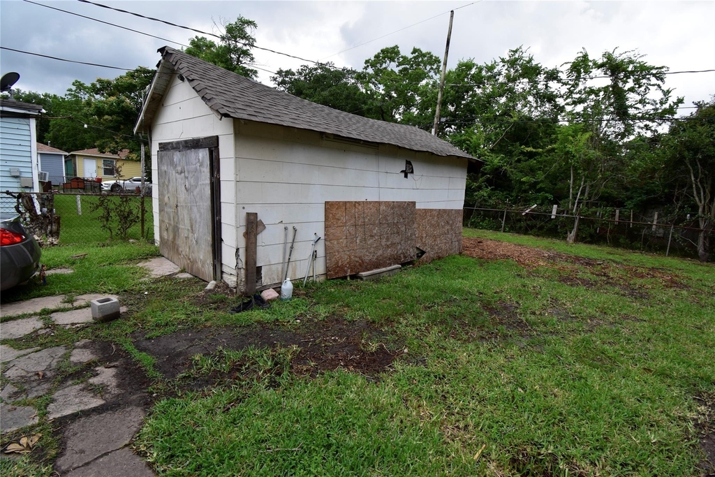 6229 Clover Ridge Street - Photo 5