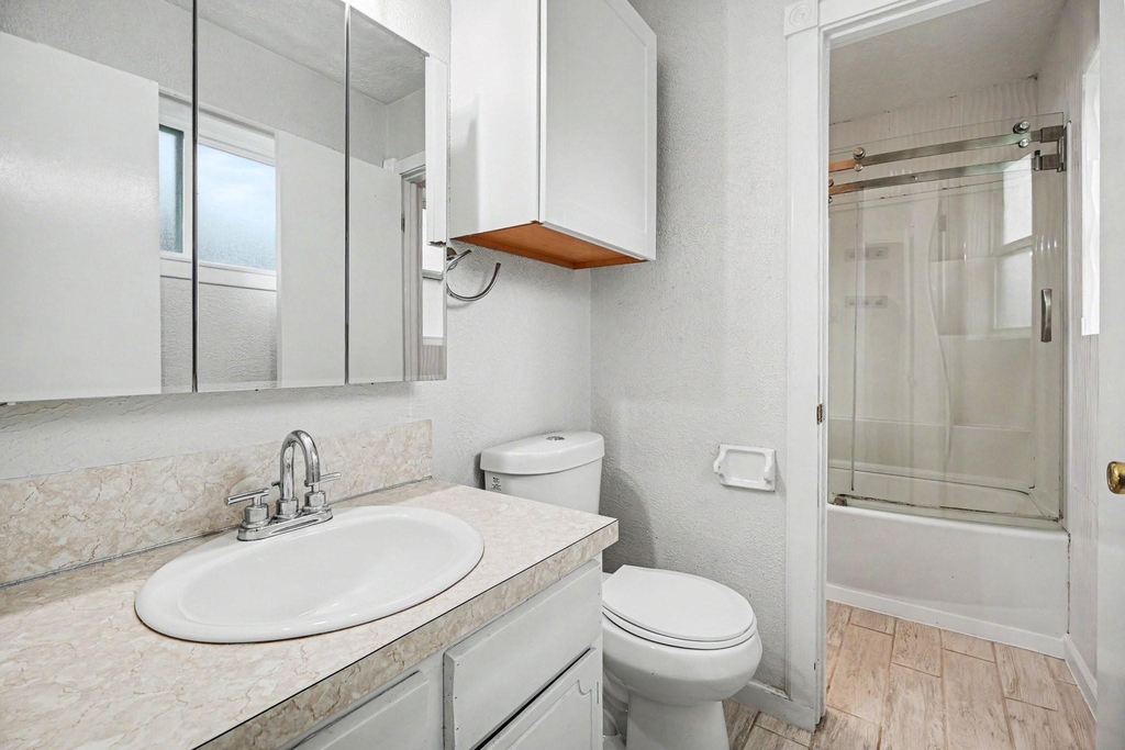 1105 E Brown Lane - Photo 5