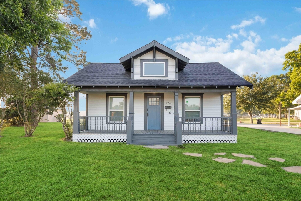 3003 School Street - Photo 1