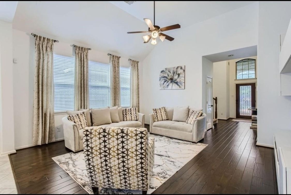 19251 N Cottonwood Green Lane - Photo 4