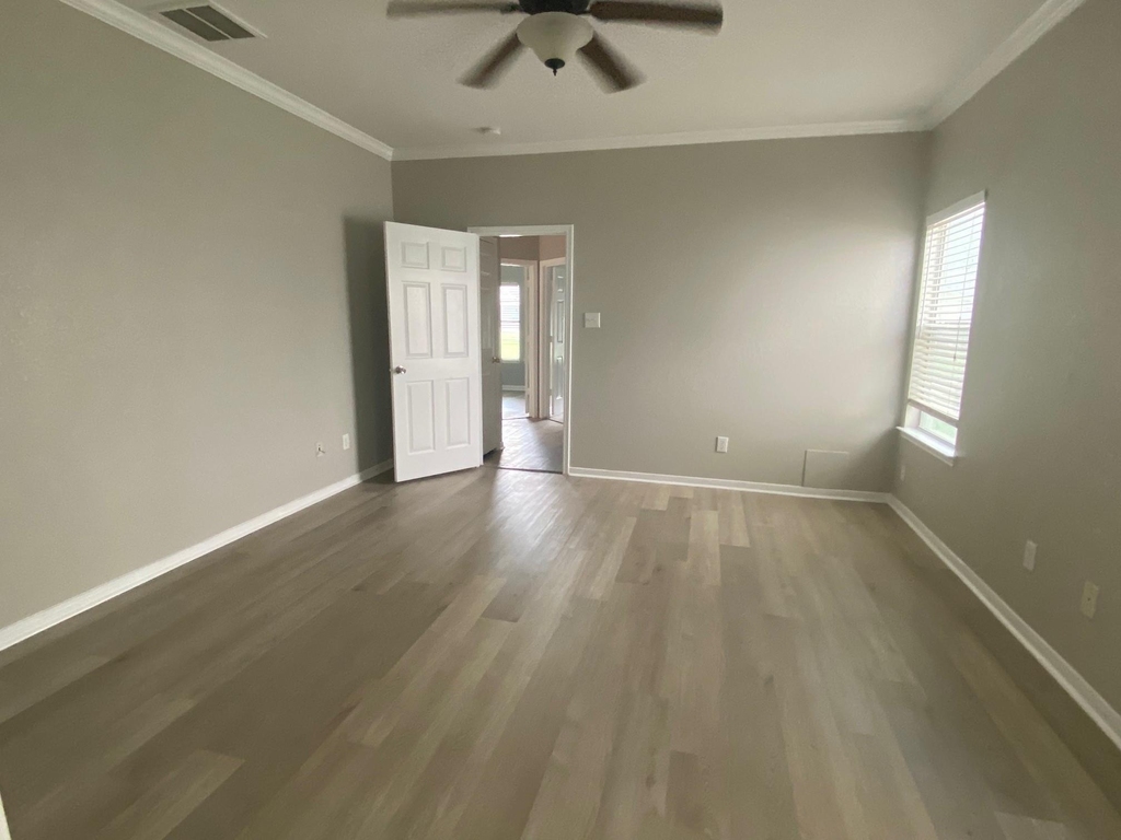 11908 Princess Garden Way - Photo 11