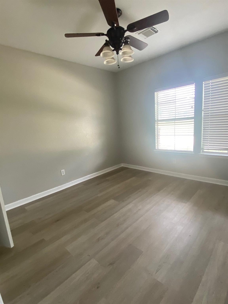 11908 Princess Garden Way - Photo 5