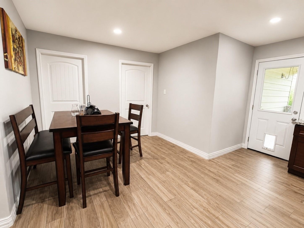 711 Woodbine Street - Photo 8