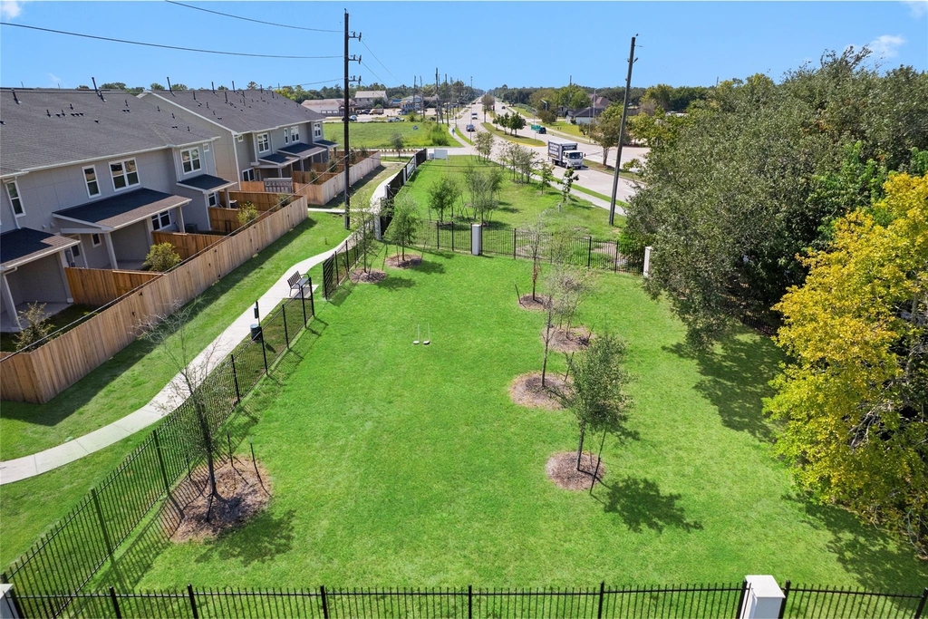 8126 Brocken Street - Photo 32
