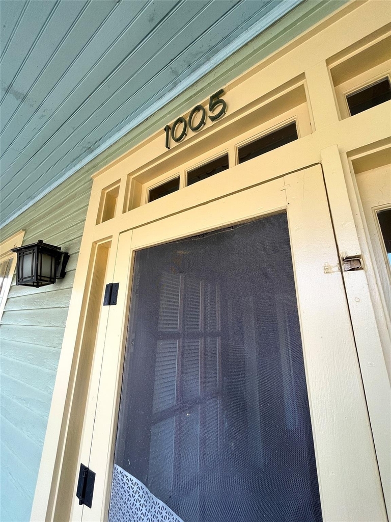 1005 Postoffice St - Photo 3