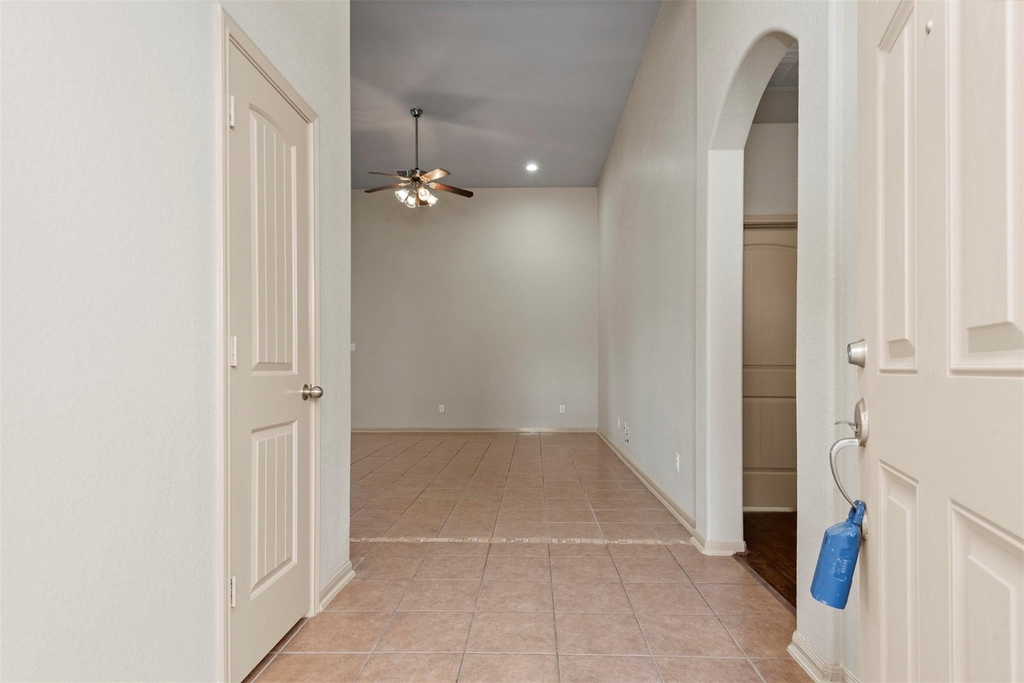 8734 Auburn Mane Drive - Photo 3