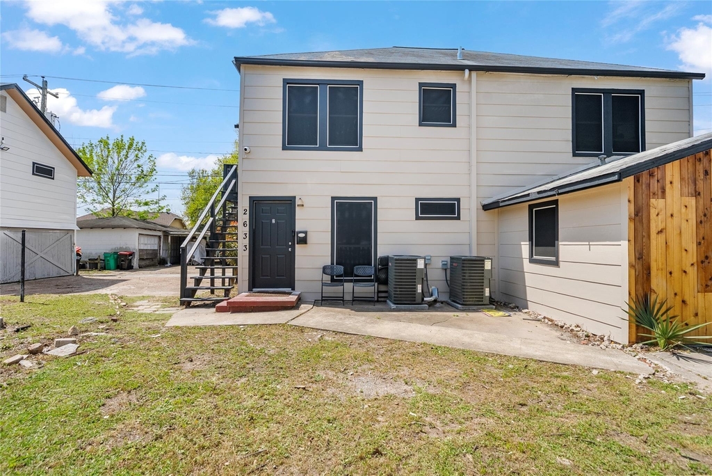 2629 W Main Street - Photo 9