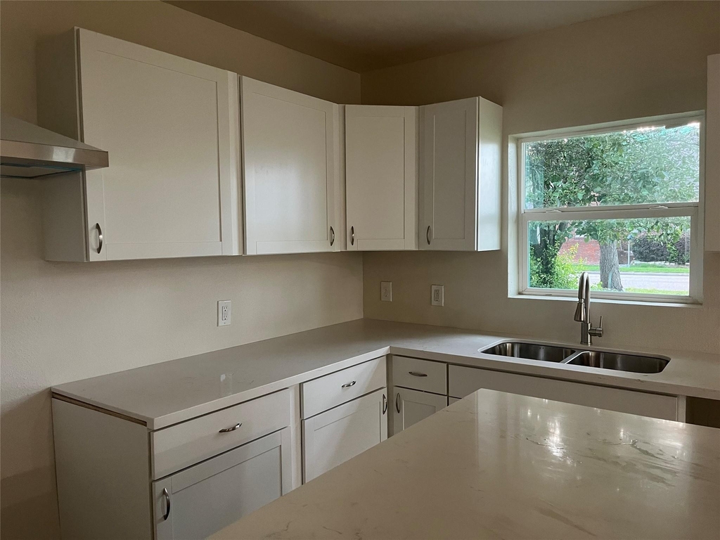 2629 W Main Street - Photo 5