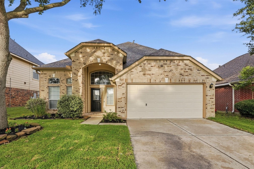 22418 Bridgestone Ridge Drive - Photo 0