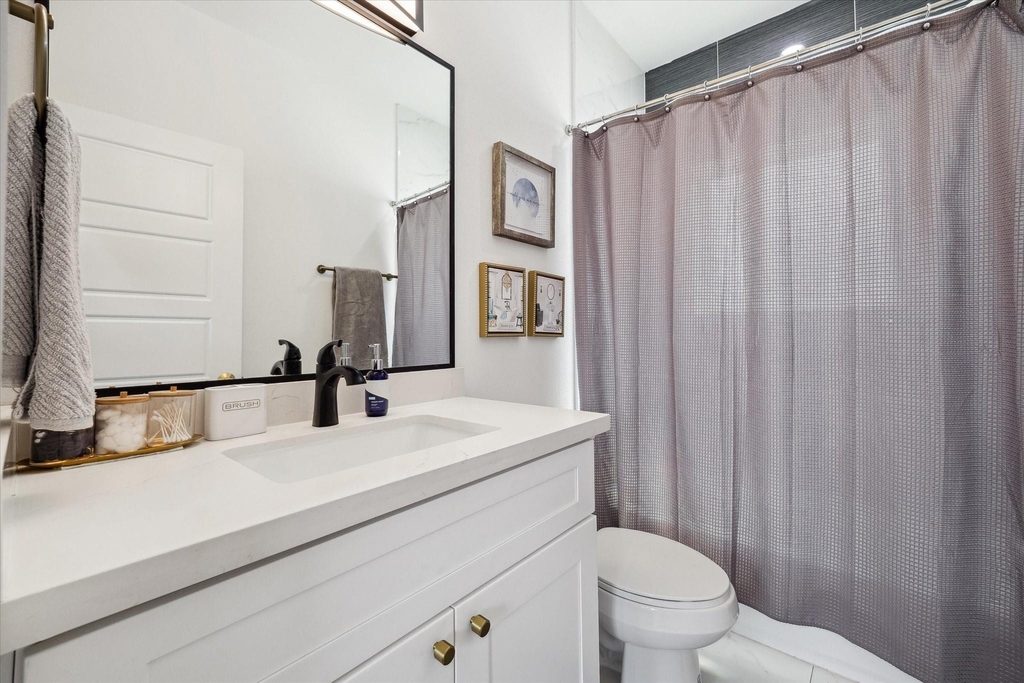 5021 Creekmont Drive - Photo 10